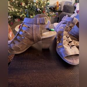 Women's Brown Strappy Sandals